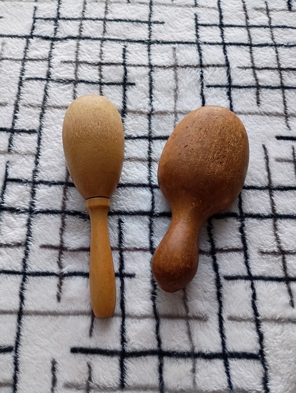 Vintage Wooden Darning Eggs Pair Sewing Tools - Natural Brown